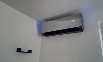 Montáž klimatizace do bytu s terasou.