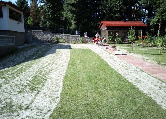 Celoroční údržba trávníku 