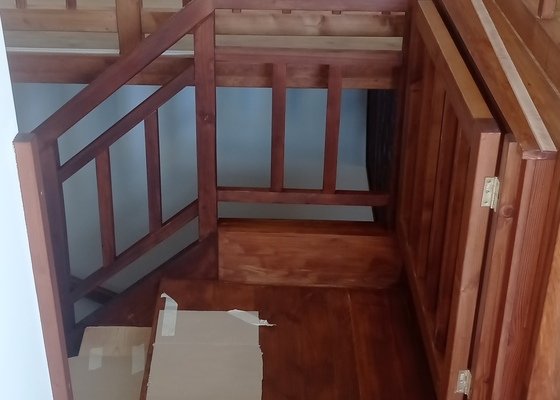 Revvitalizace dřevěného schodiště