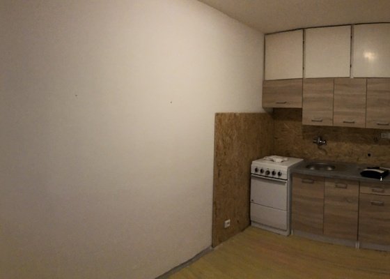 Výmalba bytu, montáž nové kuchyně