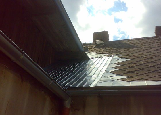 Rekonstrukce části střechy - červen / červenec 2014