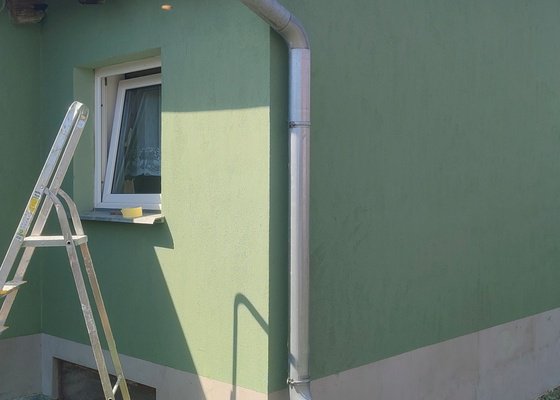 Oprava fasady a terasy + výměna vchodových dveří